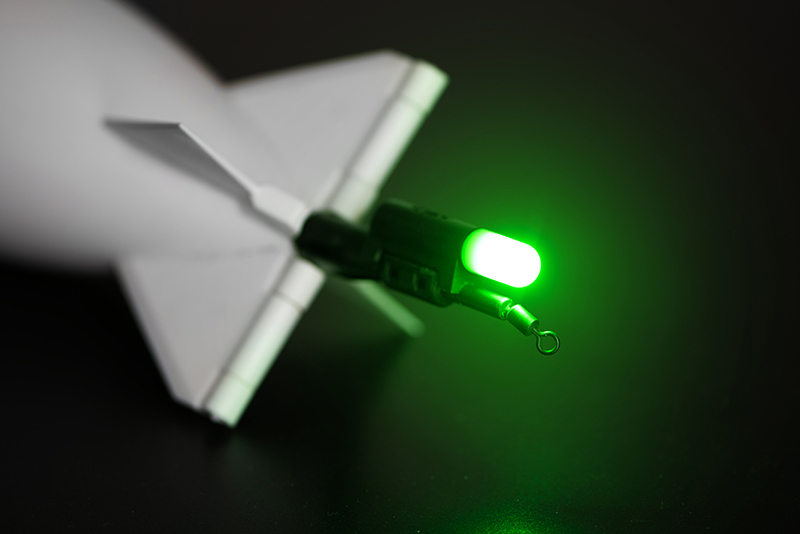 dei003_spomb_light_kit_green_on_spombjpg-1